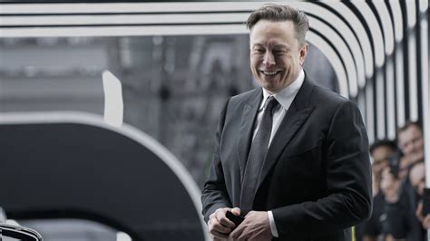 T­e­s­l­a­ ­Y­a­t­ı­r­ı­m­c­ı­l­a­r­ı­n­d­a­n­ ­E­l­o­n­ ­M­u­s­k­­a­ ­İ­s­y­a­n­:­ ­T­w­i­t­t­e­r­­d­a­n­ ­U­z­a­k­ ­D­u­r­